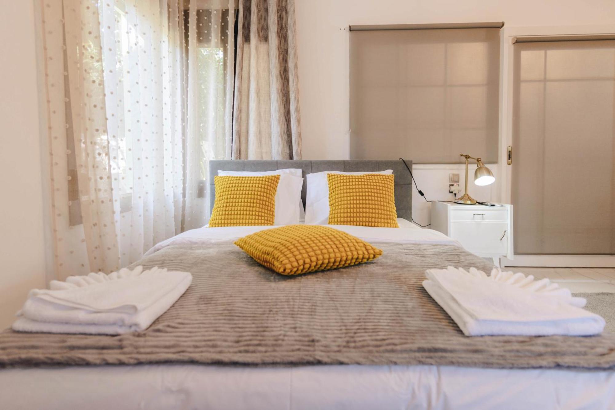 Sunrise Guesthouse أغريا المظهر الخارجي الصورة